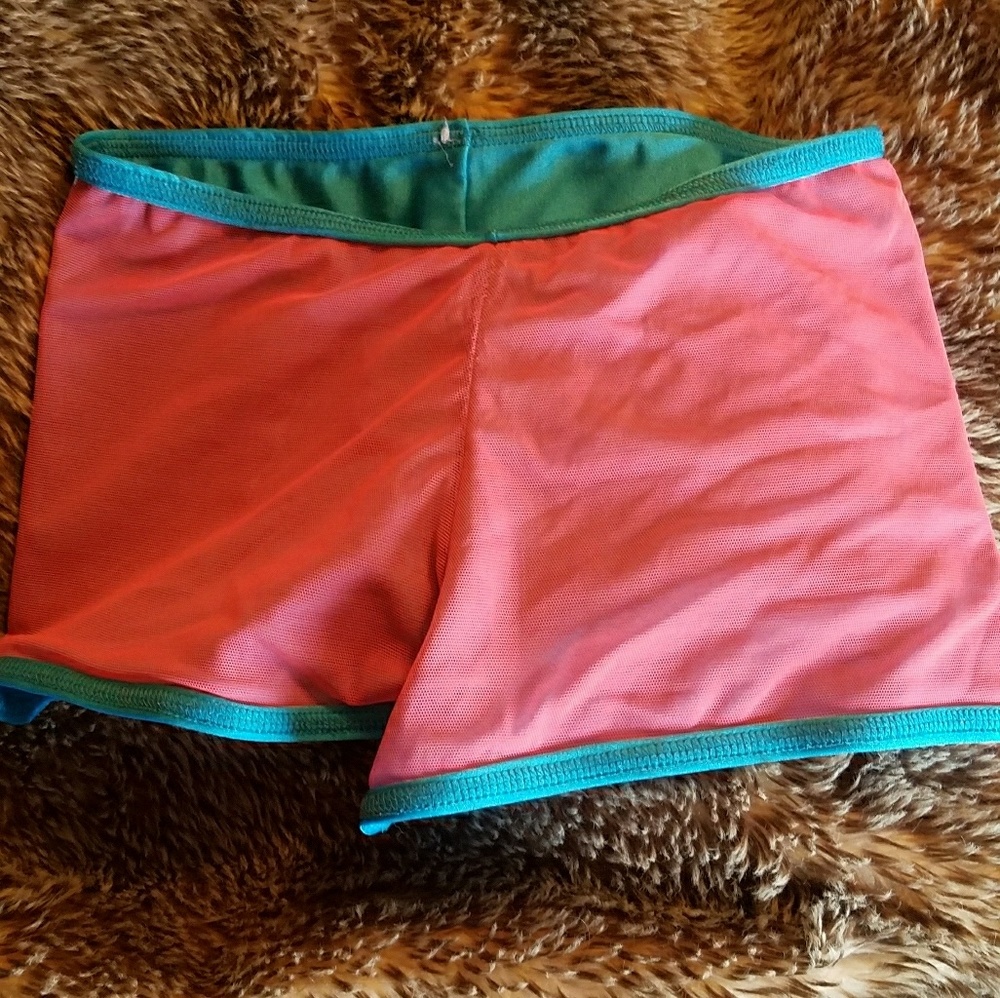 Reversible shorts